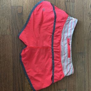 Lululemon size 2 speed-ups